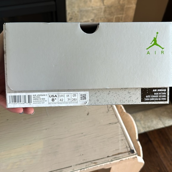 Jordan 5 Retro Green Bean (2022) - Picture 6 of 7